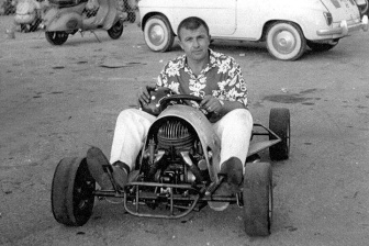 Frank "Duffy" Stanley Livingstone passed away