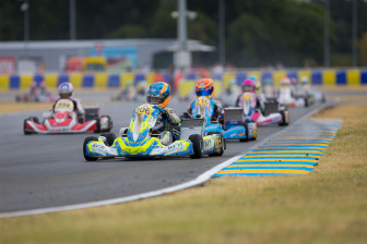 Van Hoepen near the top10 at Le Mans.