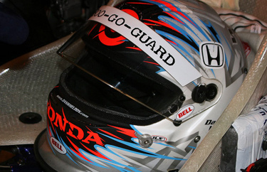 IndyCar Champion Dan Wheldon dies in car crash at 33