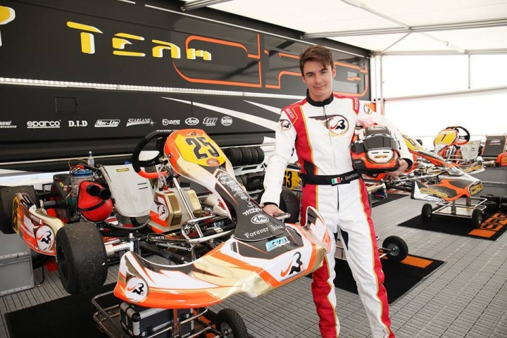 Flavio Camponeschi debuts with a new line by CRG dedicated to Jules Bianchi