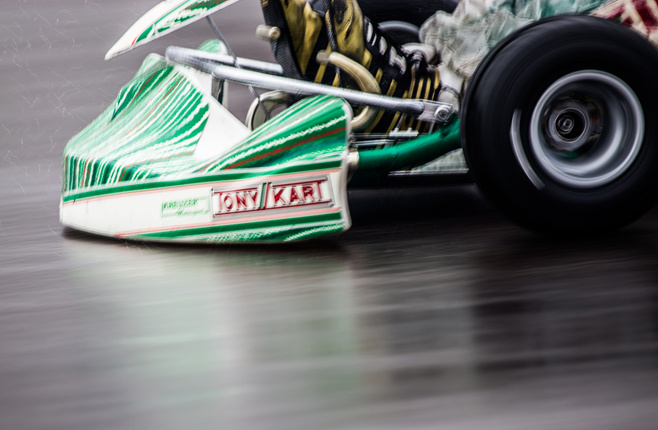 The CIK suspends the use of drooping front fairings