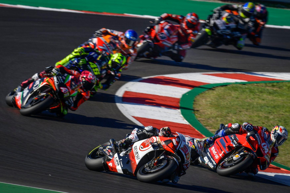 MotoGP riders prepare their season on karts!