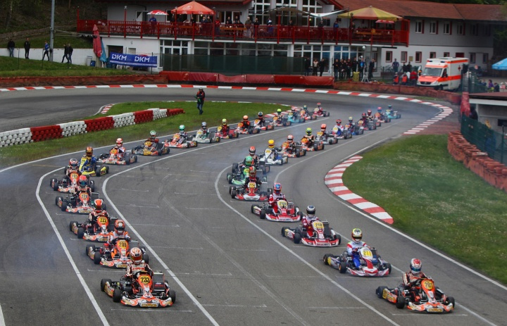 CRG STARTING DKM ON A HIGH IN AMPFING