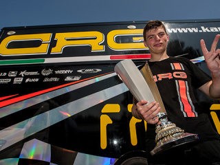 Max Verstappen again with the second place cup of Castelletto. (Cunaphoto.it)