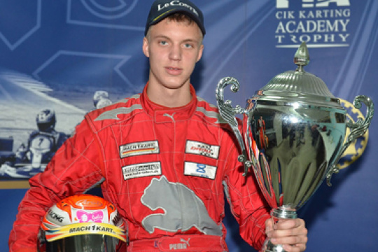 Mach1 Motorsport makes it onto world championship podium