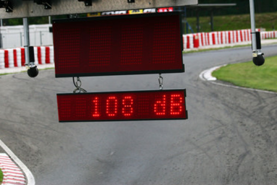 Noise limitation and control in Karting: directions for use