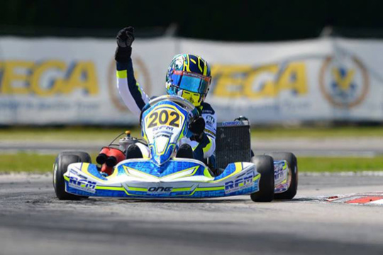 Ilott and Ahmed are the first European winners of the 2014 season