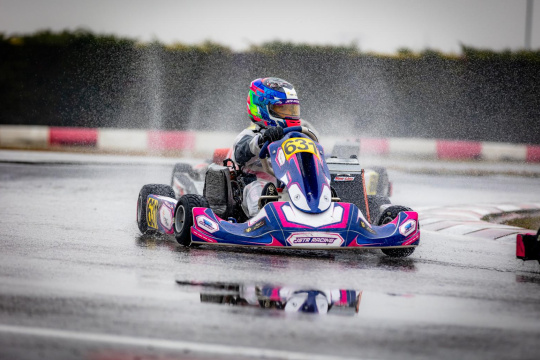 Rainy Winter Trophy final in Lonato for Julia Angelard