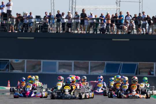 Marta Garcia leads the third round in Portimao