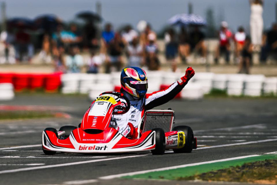 Hiltbrand wins at home, tyre controversy still unresolved