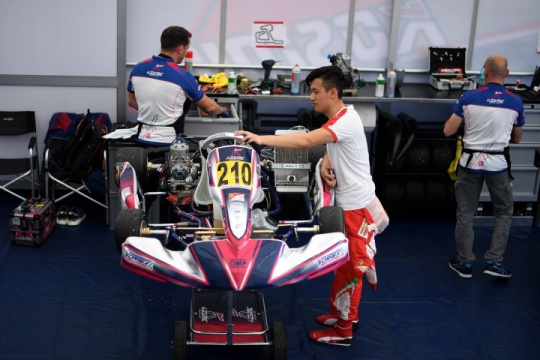Kosmic Kart at work with the Ferrari Driver Academy