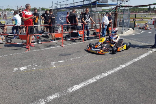 Kart Grand Prix of France - Heats: Pex (KZ) and Renaudin (KZ2) took the pole position
