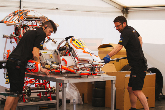 Hurting ribs and bent chassis in Spain