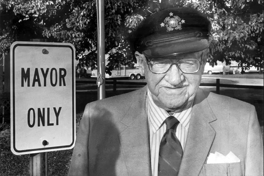 Captain Sherman F 'Red' Crise to be inducted posthumously into Go Kart Hall of Fame May 2026