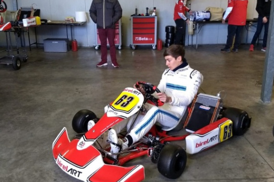 Russell "back" in kart to get ready for F1
