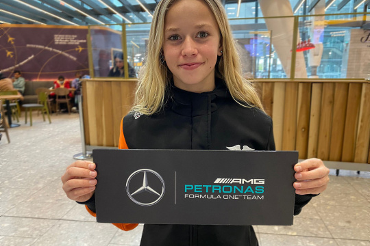 Female Academy, Luna Fluxa is a new Mercedes driver